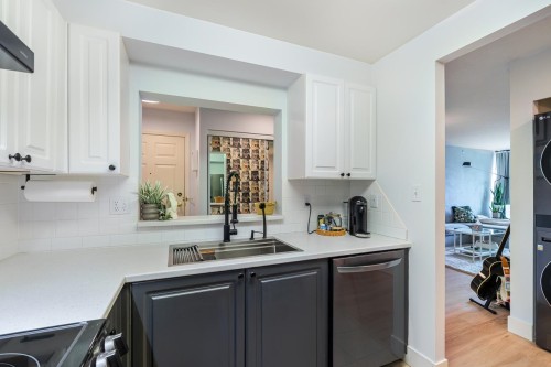 408-3070 Guildford Way, Coquitlam, BC 