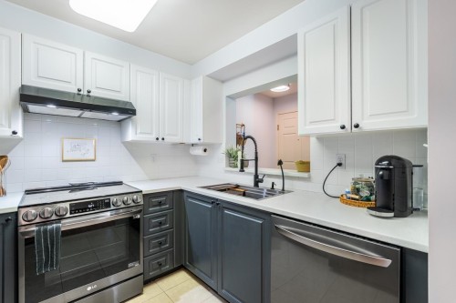 408-3070 Guildford Way, Coquitlam, BC 