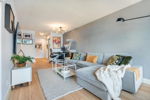 408-3070 Guildford Way, Coquitlam, BC 