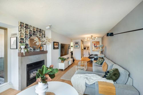408-3070 Guildford Way, Coquitlam, BC 