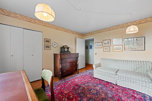 2660 Queens Avenue, West Vancouver, BC 