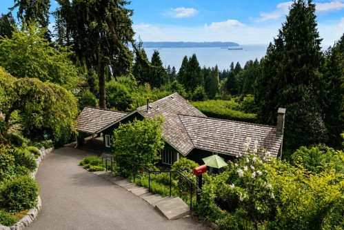 2660 Queens Avenue, West Vancouver, BC 