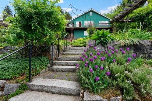 2660 Queens Avenue, West Vancouver, BC 
