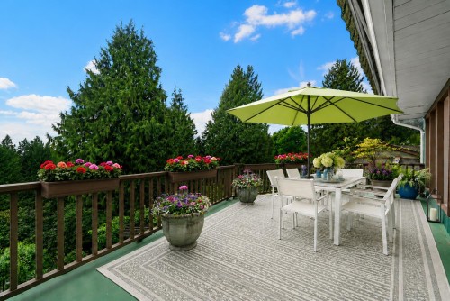 2660 Queens Avenue, West Vancouver, BC 