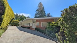 3196 Thompson Place  West Vancouver, BC V7V 3E4