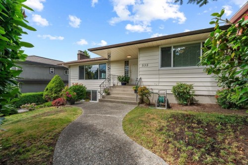 535 Holdom Avenue, Burnaby, BC 