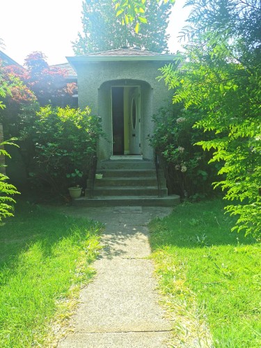 8067 French Street, Vancouver, BC 
