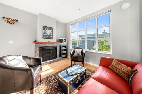 207-669 7Th Avenue W, Vancouver, BC 