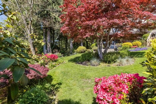 2440 Queens Avenue, West Vancouver, BC 