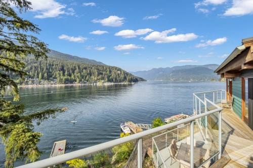 2136 Lockehaven Road, North Vancouver, BC 