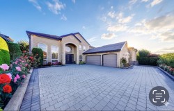 6220 Comstock Road  Richmond, BC V7C 2X4