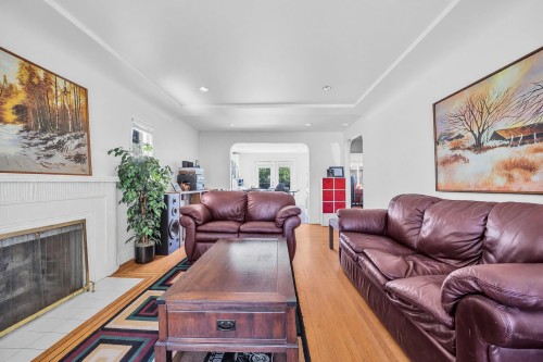 1036 Nootka Street, Vancouver, BC 