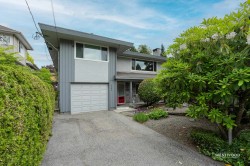 4264 Atlee Avenue Burnaby, BC V5G 3R6