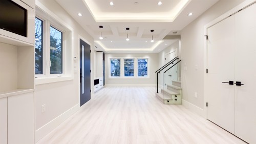 2373 7Th Avenue W, Vancouver, BC 