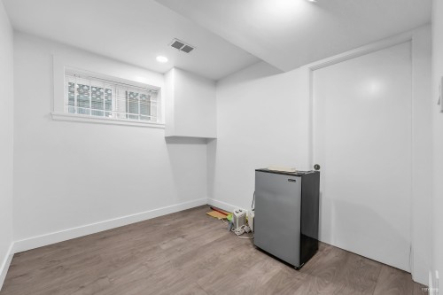 8025 Borden Street, Vancouver, BC 