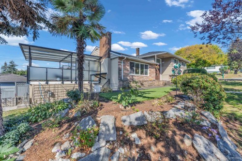 8025 Borden Street, Vancouver, BC 