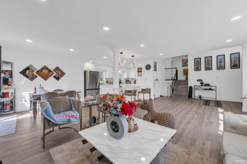 8025 Borden Street, Vancouver, BC 
