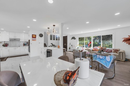 8025 Borden Street, Vancouver, BC 