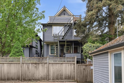21 22Nd Avenue E, Vancouver, BC 