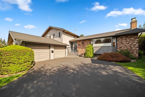 745 Dansey Avenue, Coquitlam, BC 