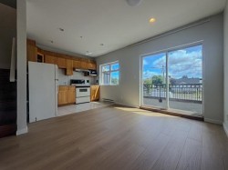 203-2817 Clark Drive  Vancouver, BC V5N 3H7