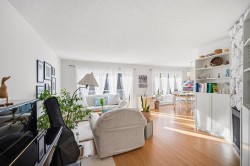 1309 Mahon Avenue  North Vancouver, BC V7M 2S2