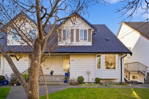 1309 Mahon Avenue, North Vancouver, BC 