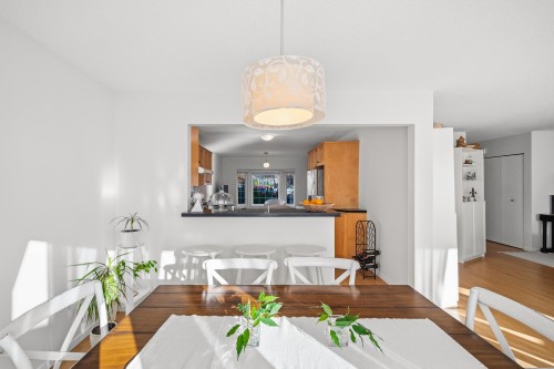 1309 Mahon Avenue, North Vancouver, BC 