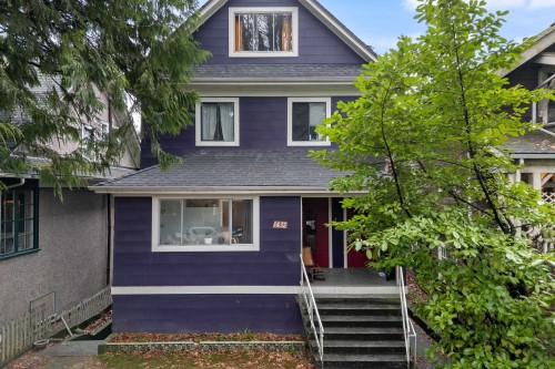 1437 10Th Avenue E, Vancouver, BC 