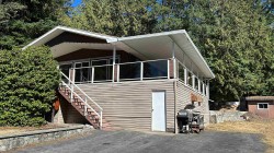 5092 Johnstone Road Madeira Park, BC V0N 2H0