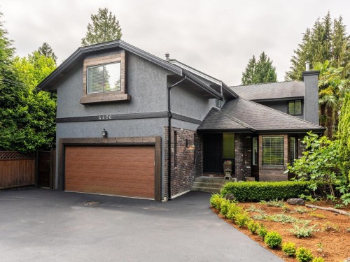 4426 Marine Drive  West Vancouver, BC V7W 2N9