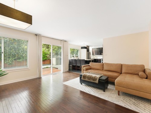 4426 Marine Drive, West Vancouver, BC 