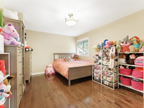 4426 Marine Drive, West Vancouver, BC 