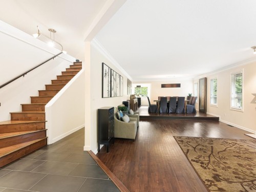 4426 Marine Drive, West Vancouver, BC 
