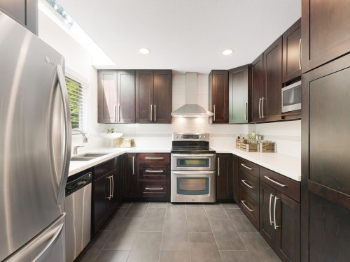 4426 Marine Drive, West Vancouver, BC 