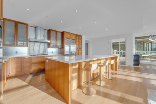 303-2245 Twin Creek Place, West Vancouver, BC 