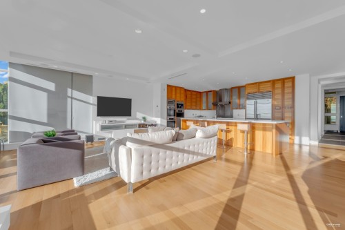 303-2245 Twin Creek Place, West Vancouver, BC 