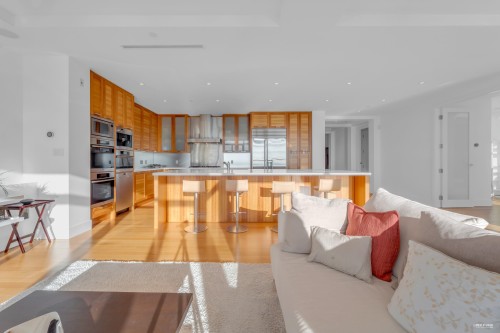 303-2245 Twin Creek Place, West Vancouver, BC 