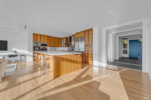 303-2245 Twin Creek Place, West Vancouver, BC 