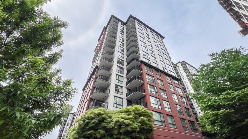1308-813 Agnes Street  New Westminster, BC V3M 0A9