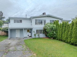 8520 Rosedene Court  Richmond, BC V7A 2P9