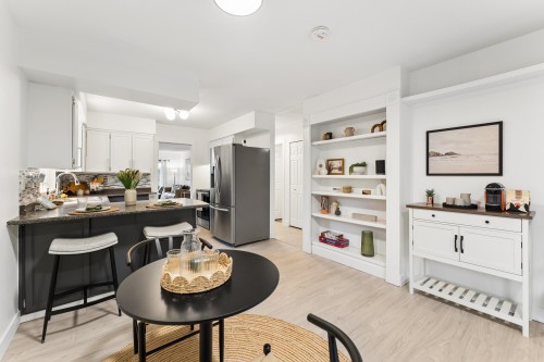 1564 Hope Road, North Vancouver, BC 
