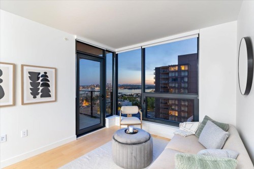 1004-135 13th Street E North Vancouver, BC V7L 0J8