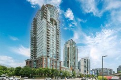 2105-1128 Quebec Street  Vancouver, BC V6A 4E1