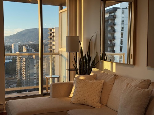 1207-1277 Nelson Street  Vancouver, BC V6E 4M8