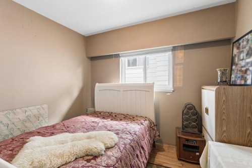 2248 Mannering Avenue, Vancouver, BC 