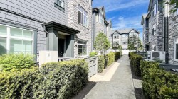 60-7191 Lechow Street  Richmond, BC V6Y 0L1
