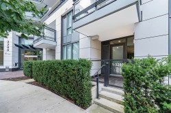 TH1-3280 Corvette Way  Richmond, BC V6X 0T9