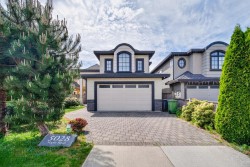 5028 Maple Road  Richmond, BC V7E 1G3