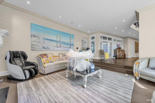 5730 College Highroad, Vancouver, BC 